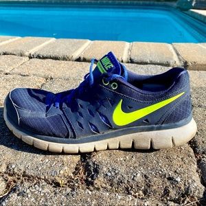 Nike Men’s Running Athletic Sneakers SZ 10